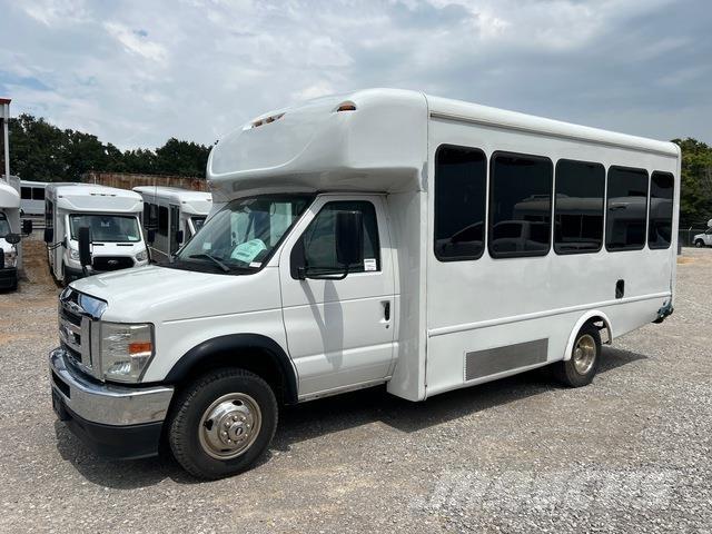 Ford E-350 Mini-bus