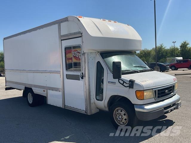 Ford E-350 Camion Fourgon