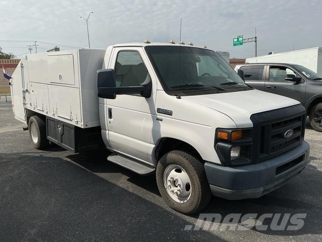 Ford E-450 Semoir à engrais