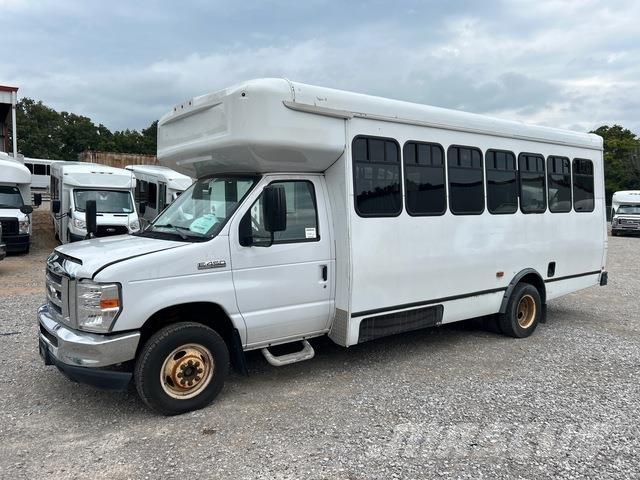 Ford E-450 Mini-bus