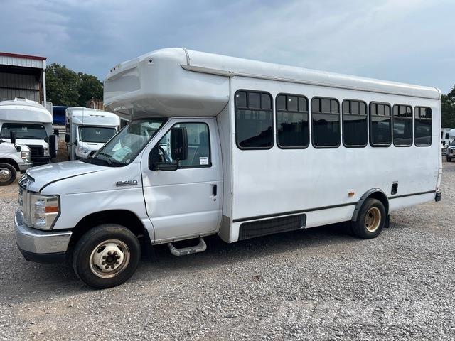 Ford E-450 Mini-bus