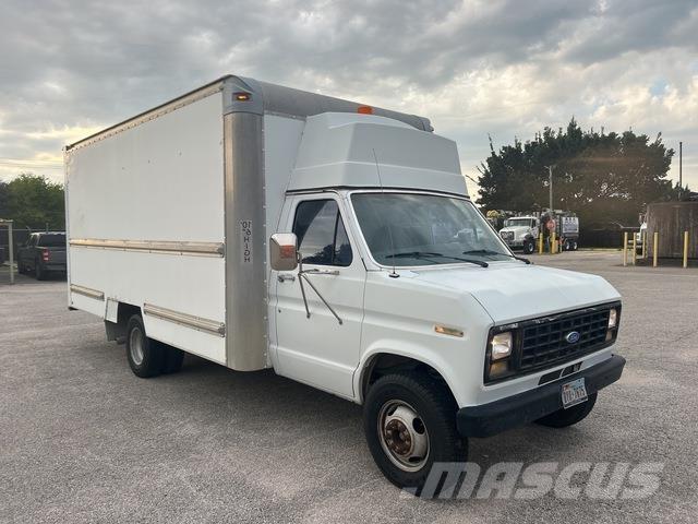 Ford E350 Camion Fourgon