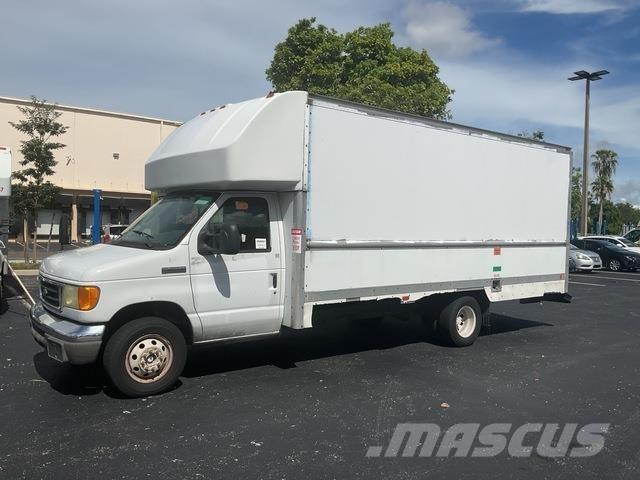 Ford E350 Camion Fourgon