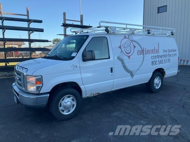 Ford E350 Utilitaire