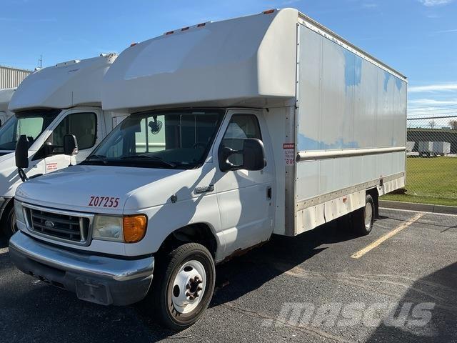 Ford E350 Camion Fourgon