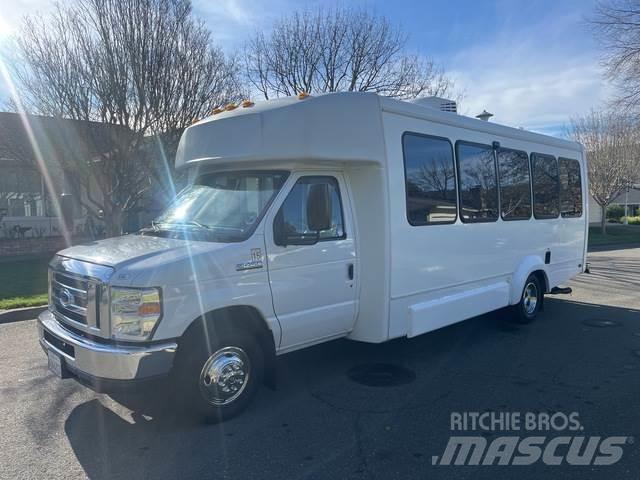 Ford E450 Utilitaire