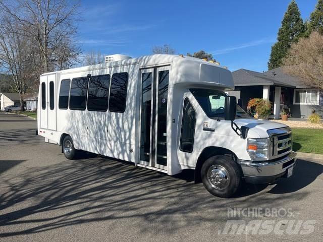 Ford E450 Utilitaire
