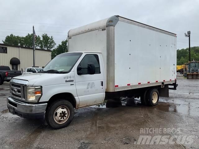 Ford E450 Utilitaire