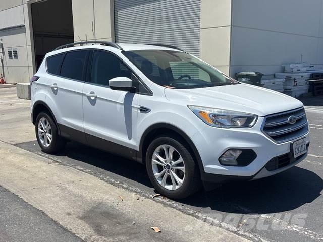 Ford Escape Voiture