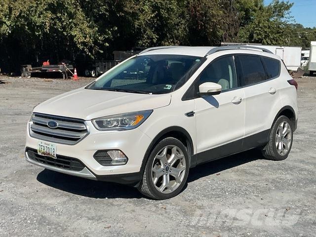 Ford Escape Voiture
