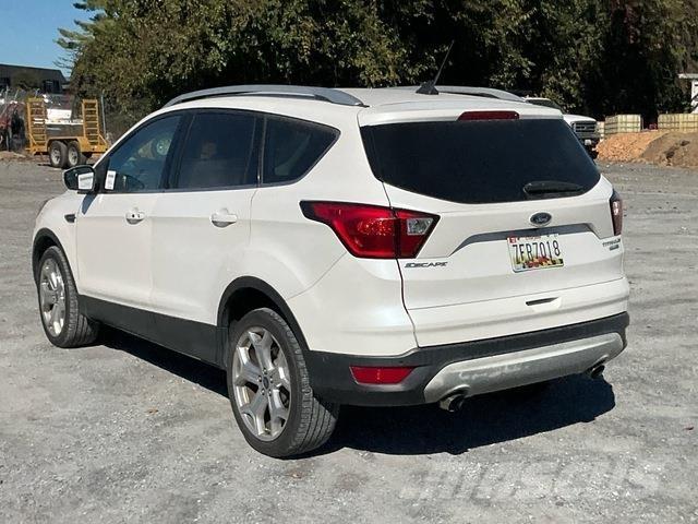 Ford Escape Voiture