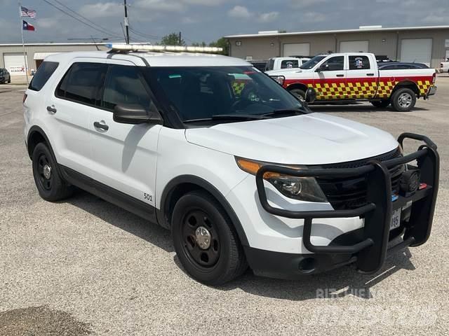 Ford Explorer Voiture