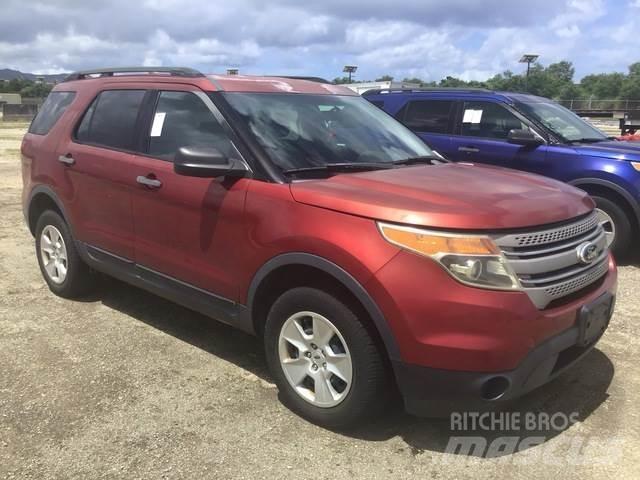Ford Explorer Voiture