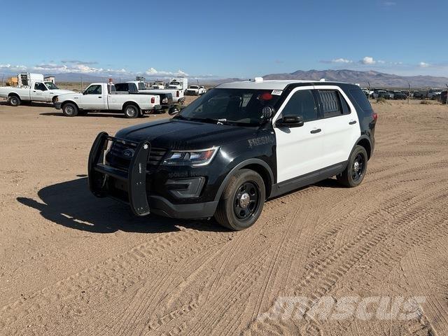Ford Explorer Voiture