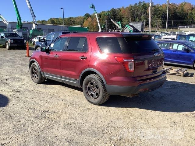 Ford Explorer Voiture