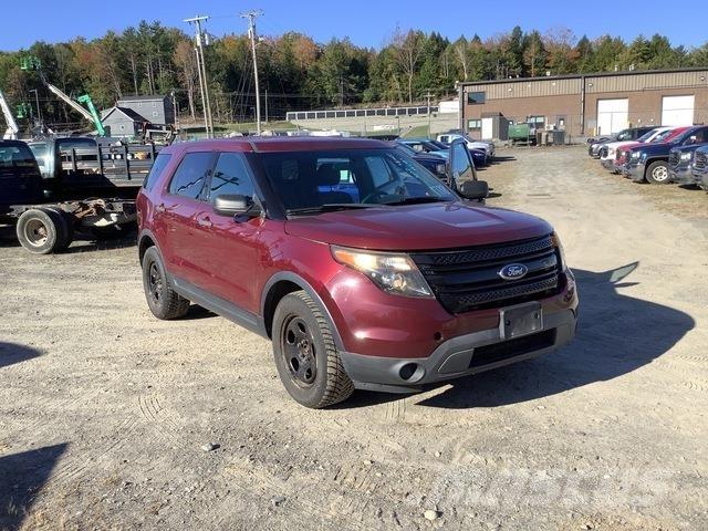 Ford Explorer Voiture