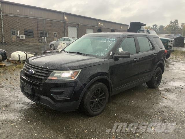 Ford Explorer Voiture