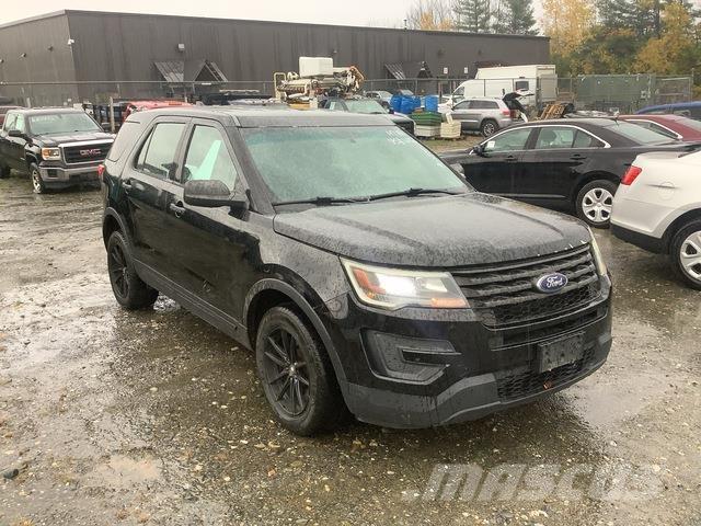 Ford Explorer Voiture