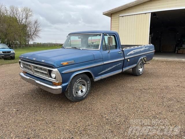 Ford F-100 Autre fourgon / utilitaire