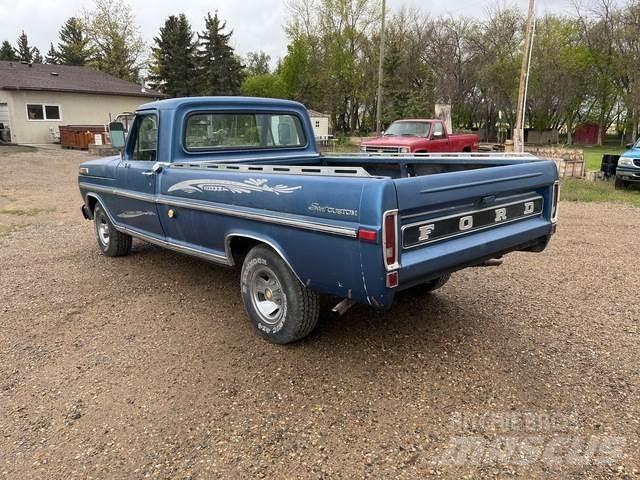 Ford F-100 Autre fourgon / utilitaire