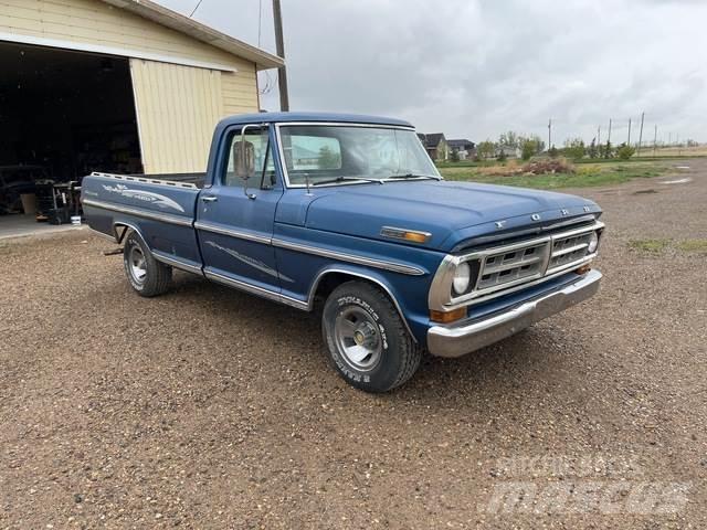 Ford F-100 Autre fourgon / utilitaire