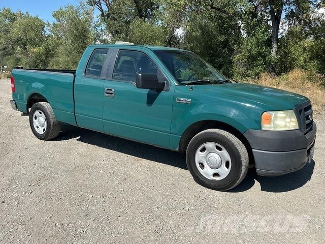 Ford F-150 Utilitaire benne