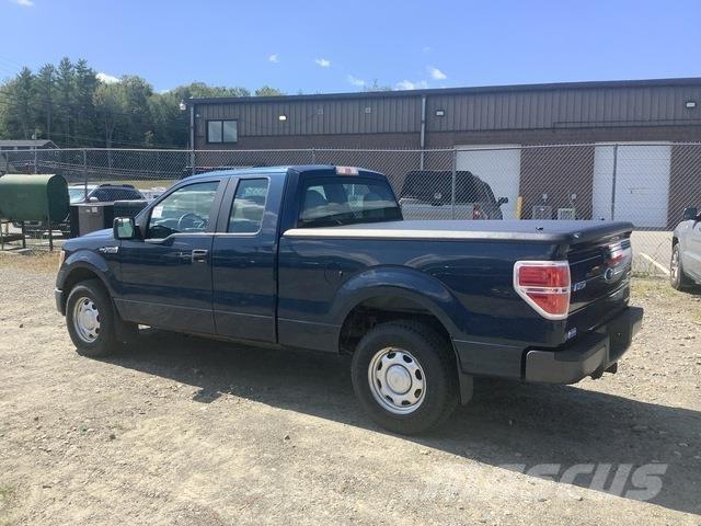 Ford F-150 XL Utilitaire benne