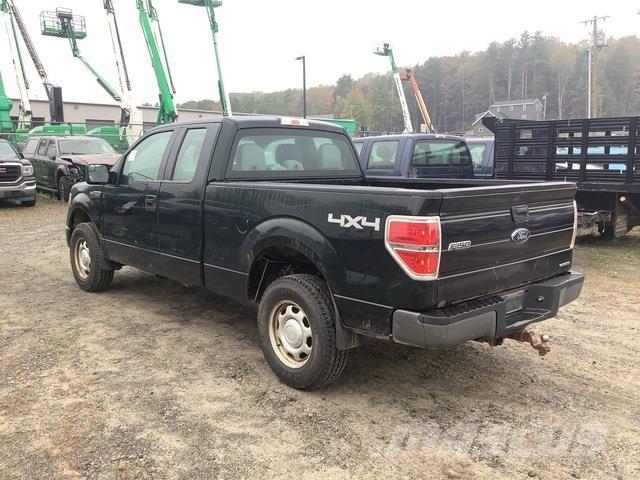 Ford F-150 XL Utilitaire benne