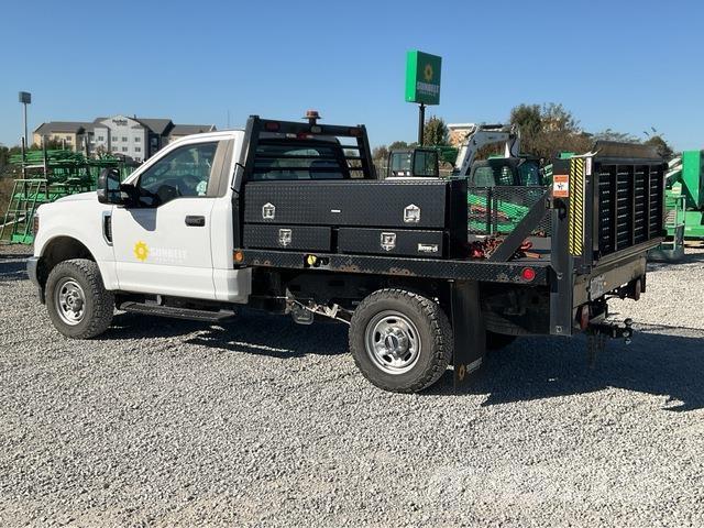 Ford F-250 Camion plateau