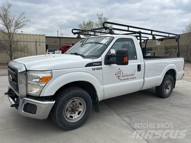 Ford F-250 Autre fourgon / utilitaire