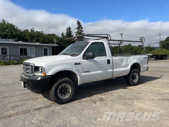 Ford F-250 Utilitaire benne