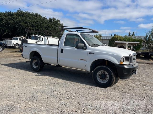 Ford F-250 Utilitaire benne