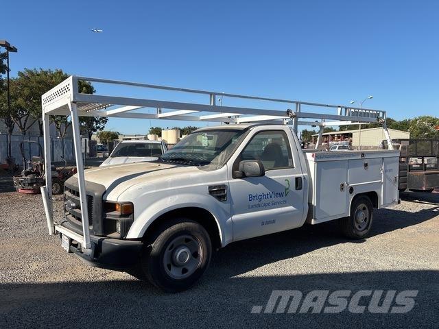 Ford F-250 Utilitaire benne