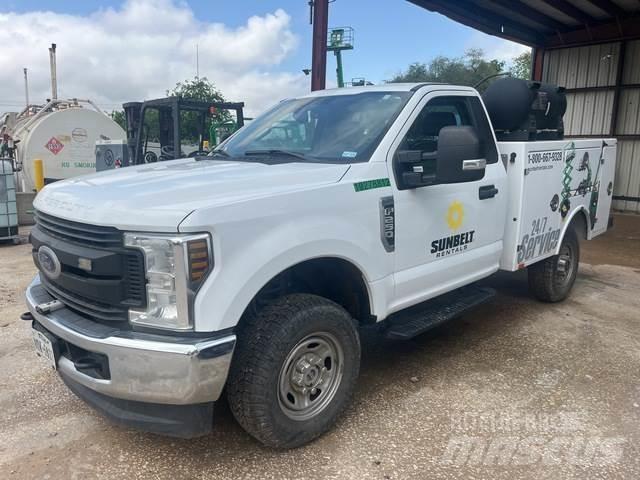 Ford F-250 Construction - Autres
