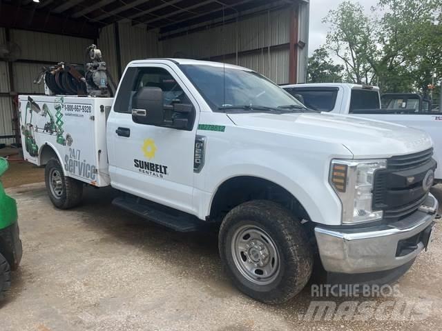 Ford F-250 Construction - Autres