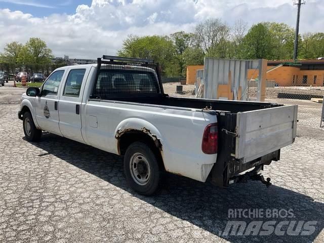 Ford F-250 Autre fourgon / utilitaire