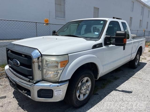 Ford F-250 Autre fourgon / utilitaire