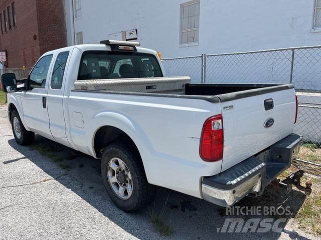 Ford F-250 Autre fourgon / utilitaire