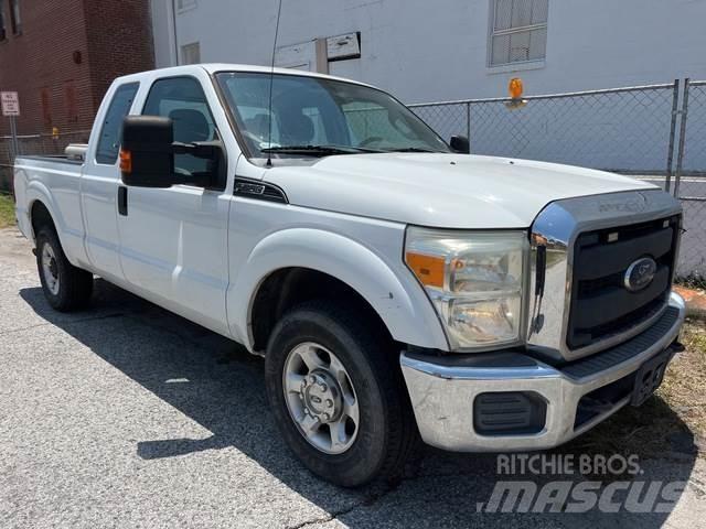 Ford F-250 Autre fourgon / utilitaire