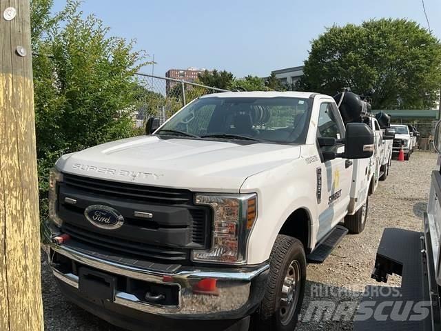 Ford F-250 Camions et véhicules municipaux