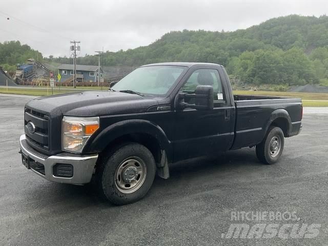 Ford F-250 Autre fourgon / utilitaire