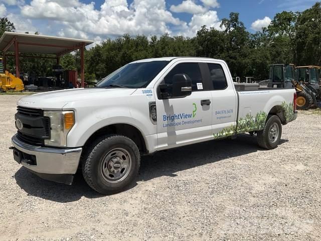 Ford F-250 Autre fourgon / utilitaire