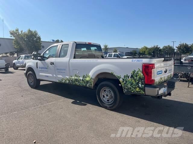 Ford F-250 Autre fourgon / utilitaire