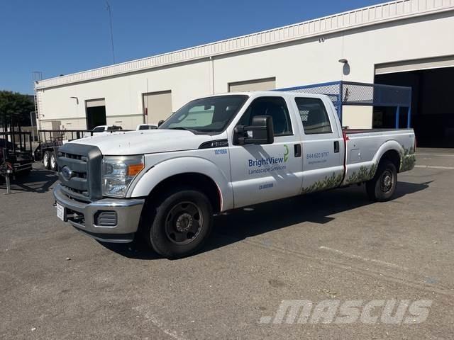 Ford F-250 Autre fourgon / utilitaire