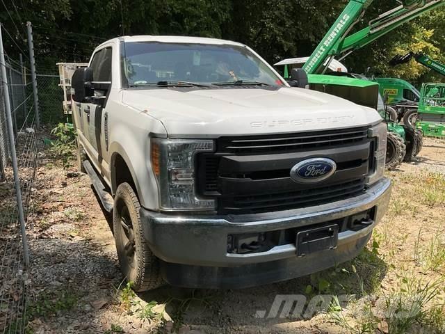 Ford F-250 Autre fourgon / utilitaire