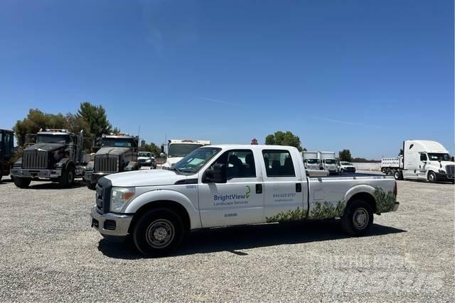 Ford F-250 Autre fourgon / utilitaire