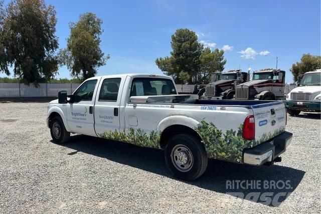 Ford F-250 Autre fourgon / utilitaire