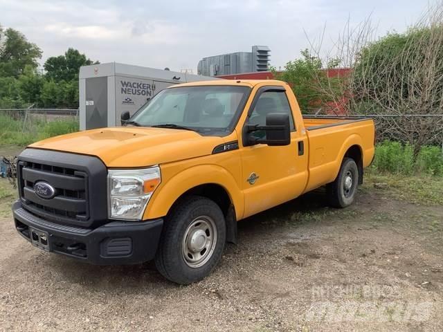 Ford F-250 Autre fourgon / utilitaire
