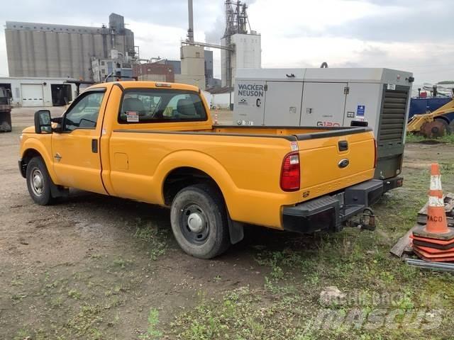 Ford F-250 Autre fourgon / utilitaire
