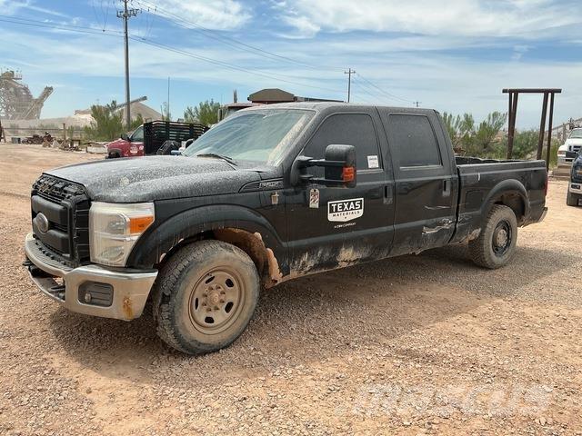 Ford F-250 Utilitaire benne